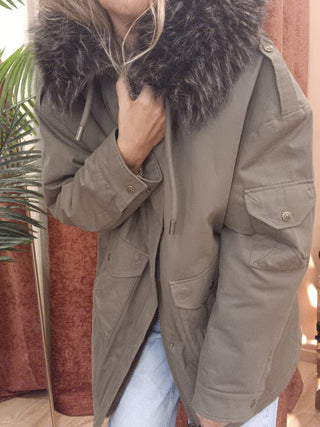 Parka Haveone collo pelo col.verde militare 