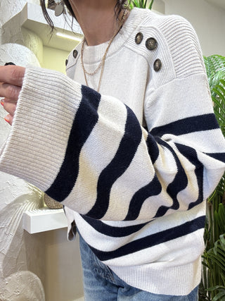 Maglione Kontatto righe bottoni spalle col. burro blu 