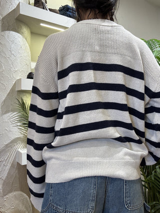 Maglione Kontatto righe bottoni spalle col. burro blu 