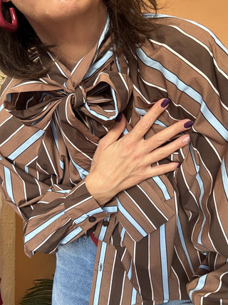 Camicia Kontatto righe fiocco 