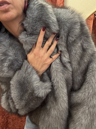 Pelliccia Molly Bracken colore Grigio 