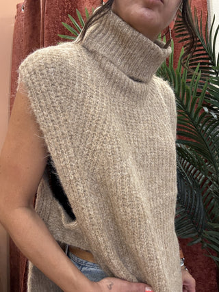 Gilet Molly Bracken dolcevita col. beige 