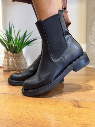 Stivaletto Vaniglia Art. 96 col. Nero 