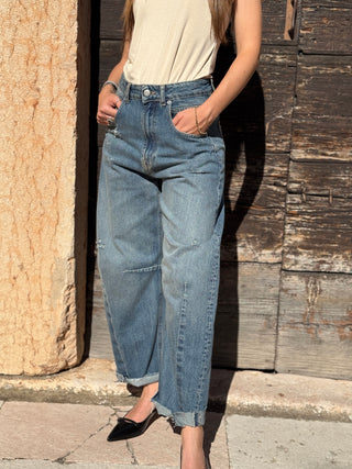 Jeans Have one art. Barbara