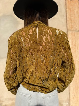 Camicia di pizzo Have One col. Olio