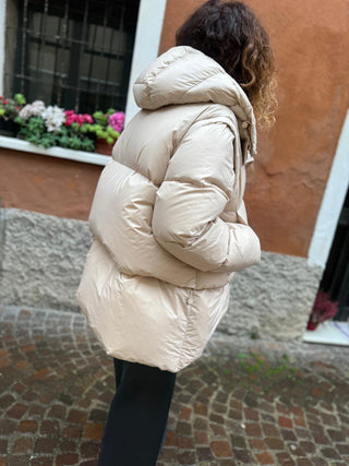 Piumino Vicolo col. Beige con cappuccio