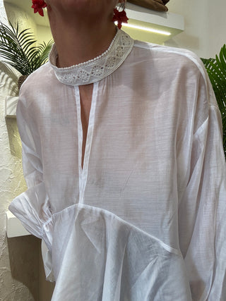 Camicia con balza Have One col. Bianco