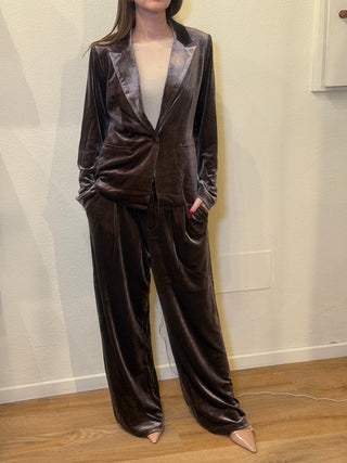 Pantalone Molly Bracken in velvet col. Marrone