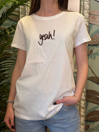 T-shirt Vicolo Yeah col. Bianco