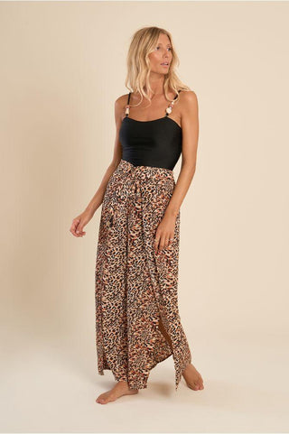 Pareo pants Molly Bracken col. orange romy 